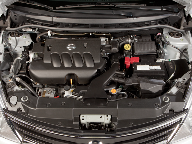 2012 Nissan Versa 1.8 S FWD