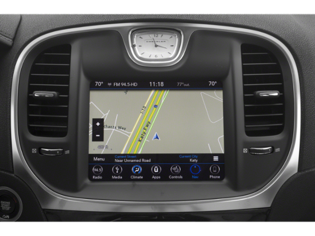 2018 Chrysler 300 Limited AWD w/ Nav & Panorama Roof