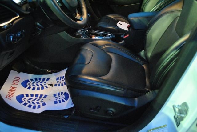 2023 Jeep Cherokee Altitude 4WD