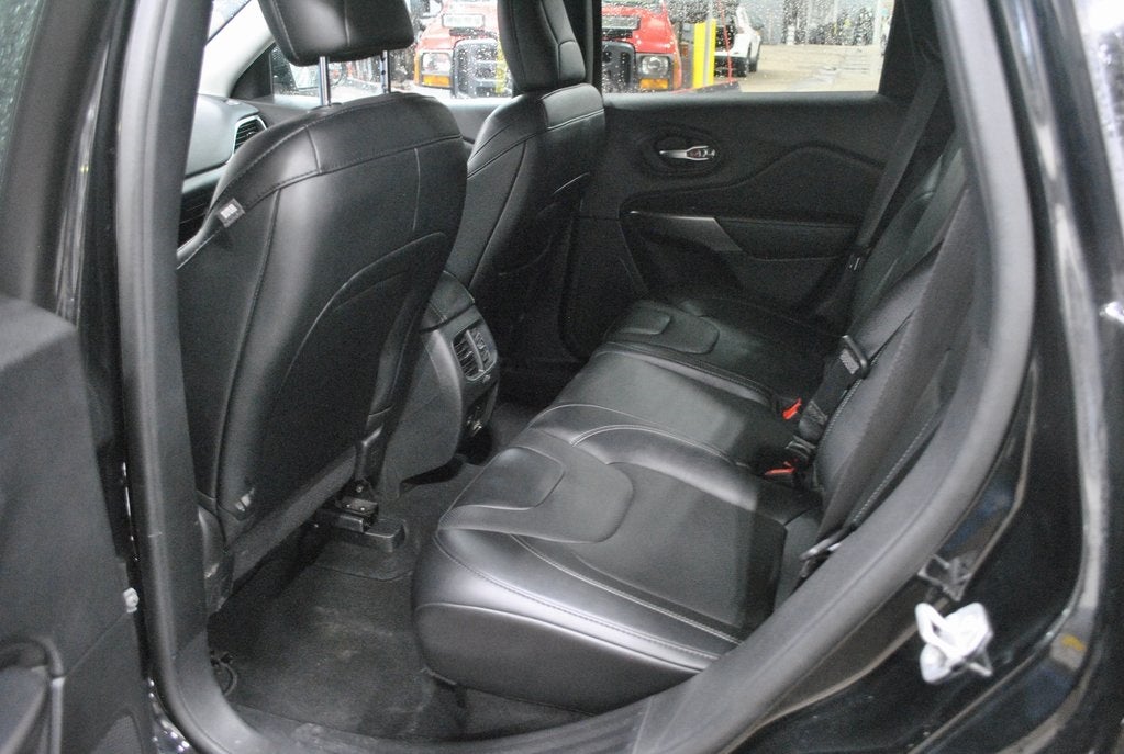 2022 Jeep Cherokee Latitude Lux 4WD