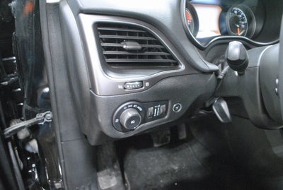 2022 Jeep Cherokee Latitude Lux 4WD