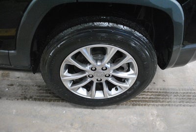 2022 Jeep Cherokee Latitude Lux 4WD