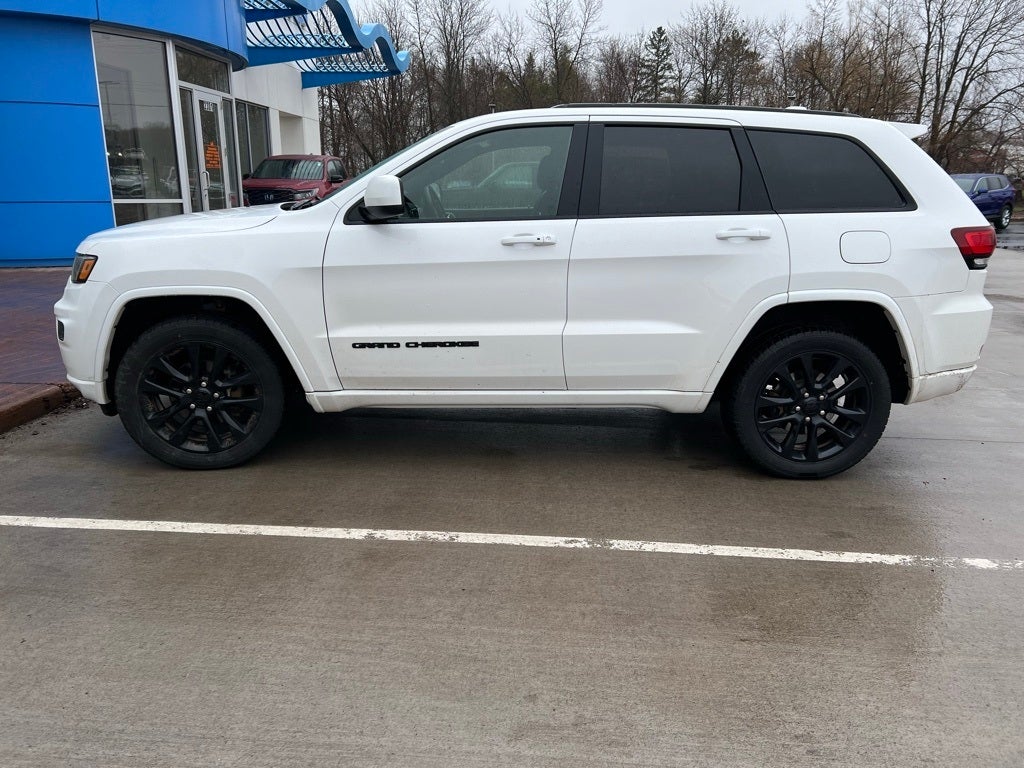 Used 2020 Jeep Grand Cherokee Altitude with VIN 1C4RJFAG5LC387957 for sale in Glenwood, Minnesota