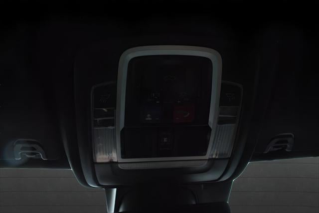 2023 RAM 1500 Limited Longhorn Crew Cab 4x4 5.7L HEMI