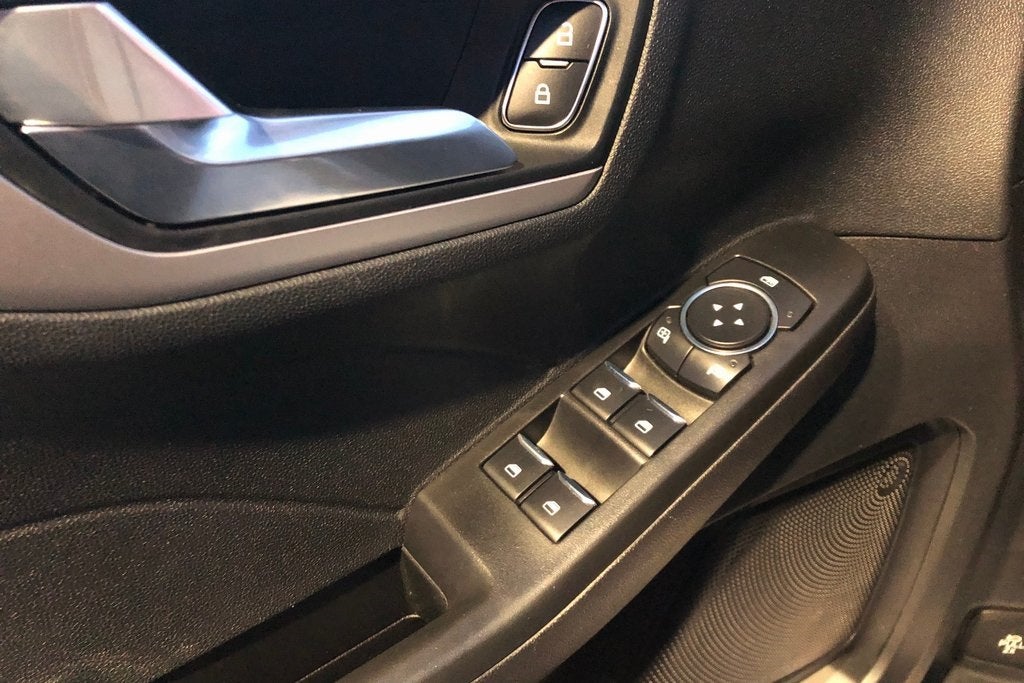 2022 Ford Escape SEL FWD