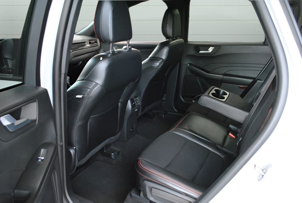 2025 Ford Escape ST-Line AWD