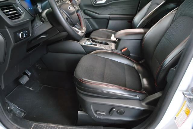 2025 Ford Escape ST-Line AWD
