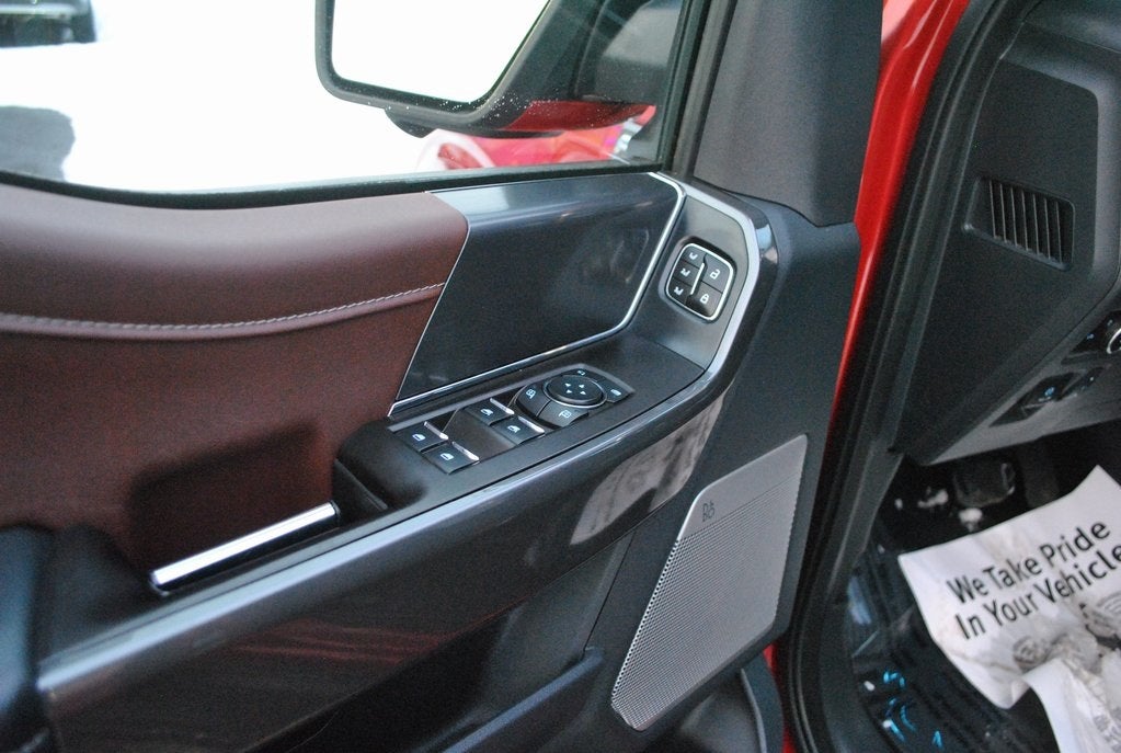 2023 Ford F-150 Lariat SuperCrew 4WD