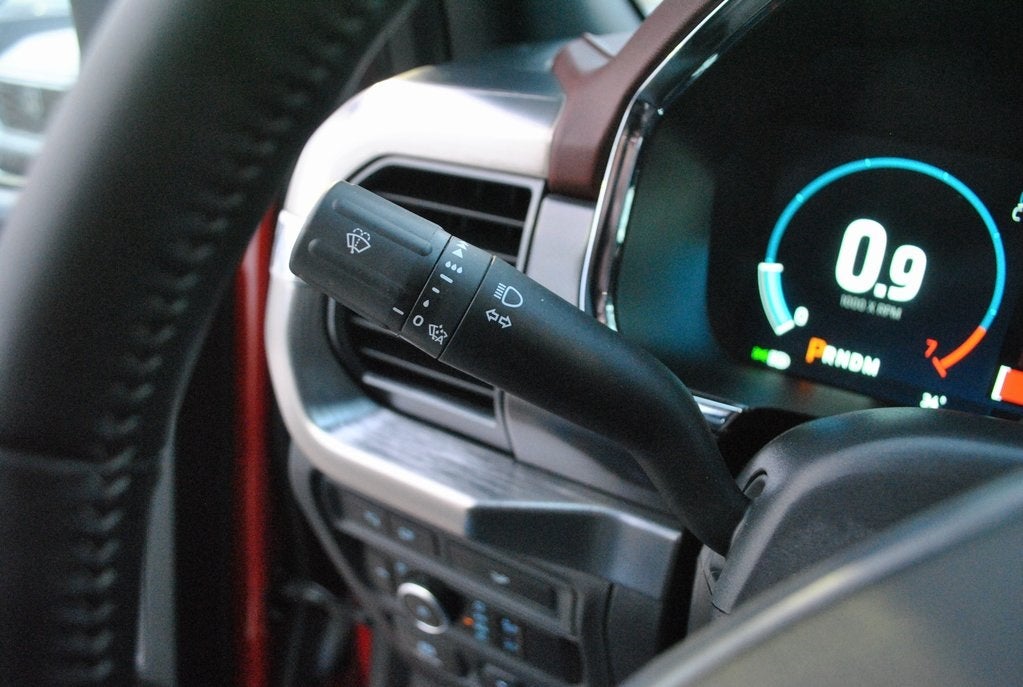 2023 Ford F-150 Lariat SuperCrew 4WD