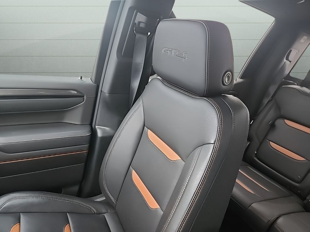 2023 GMC Sierra 1500 AT4 Crew Cab 4x4