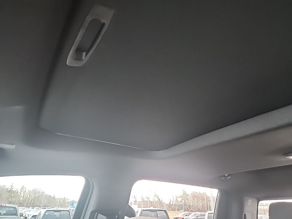 2023 GMC Sierra 1500 AT4 Crew Cab 4x4