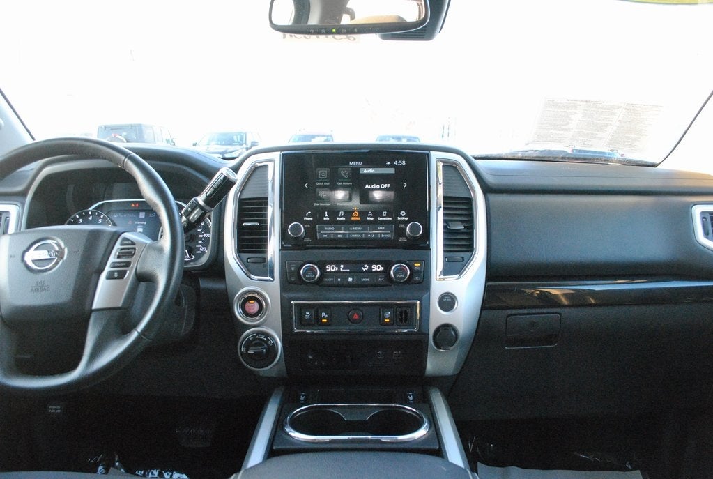 2021 Nissan Titan SV Crew Cab 4x4 5.6L V8