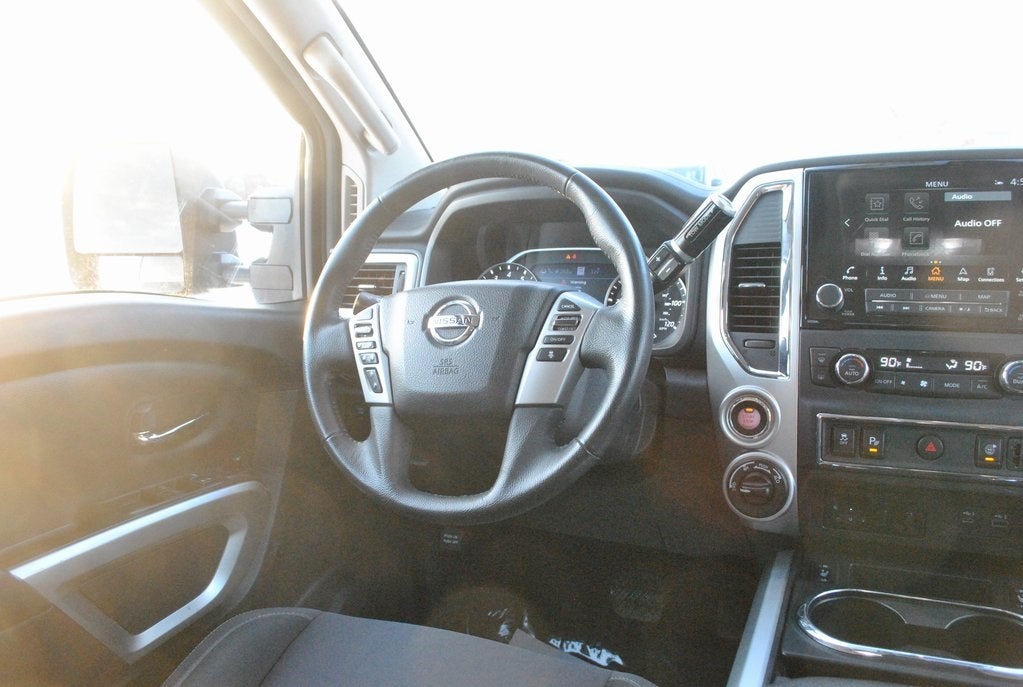 2021 Nissan Titan SV Crew Cab 4x4 5.6L V8
