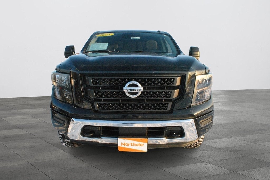 2021 Nissan Titan SV Crew Cab 4x4 5.6L V8
