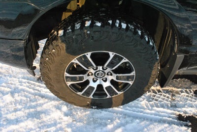 2021 Nissan Titan SV Crew Cab 4x4 5.6L V8