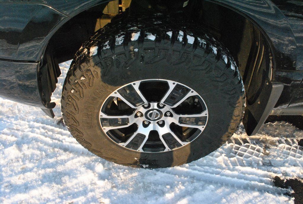 2021 Nissan Titan SV Crew Cab 4x4 5.6L V8