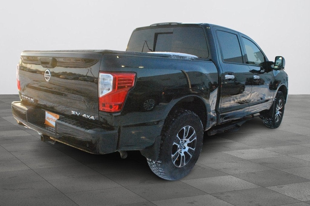 2021 Nissan Titan SV Crew Cab 4x4 5.6L V8