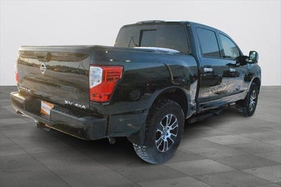 2021 Nissan Titan SV Crew Cab 4x4 5.6L V8