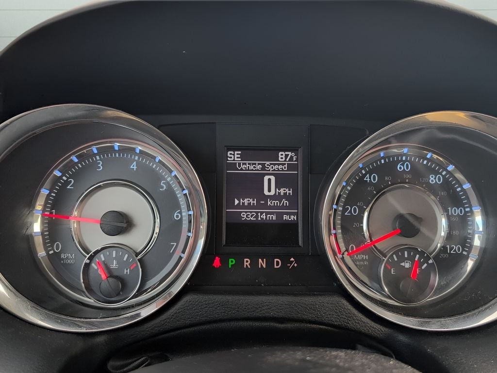 2013 Chrysler Town & Country Touring-L FWD