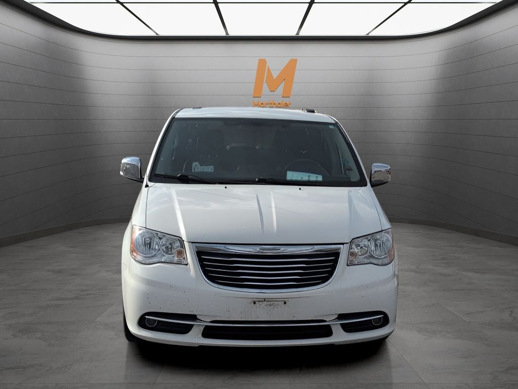 2013 Chrysler Town & Country Touring-L FWD