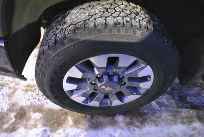 2024 Chevrolet Silverado HD Custom Crew Cab 4x4 6.6L V8