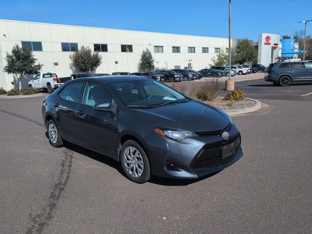2017 Toyota Corolla LE FWD