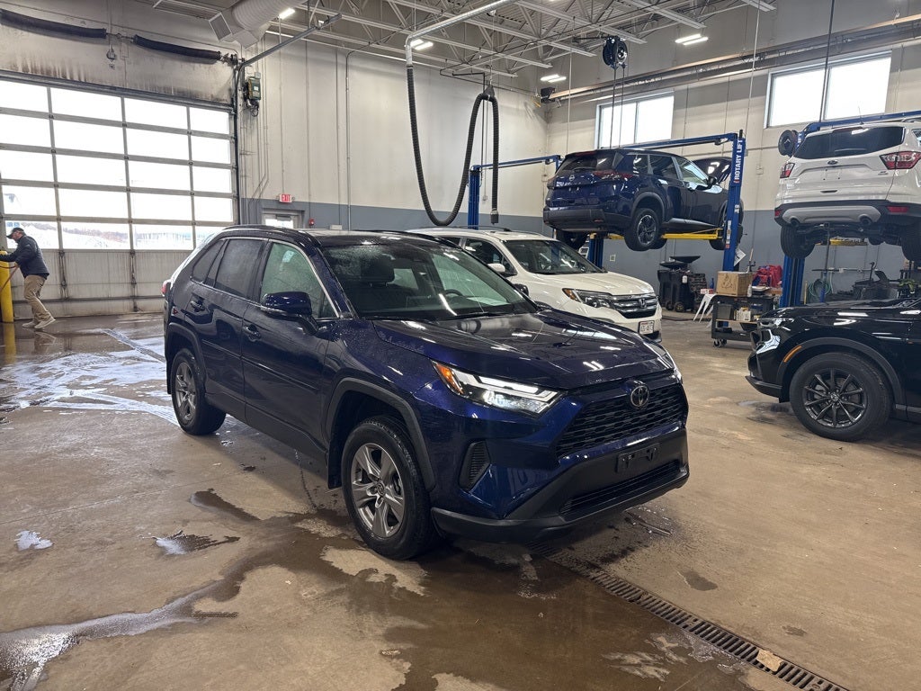 2024 Toyota RAV4 XLE AWD