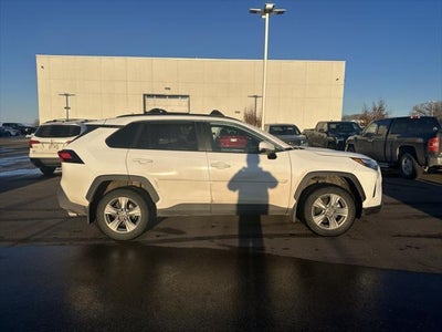 2024 Toyota RAV4 XLE AWD