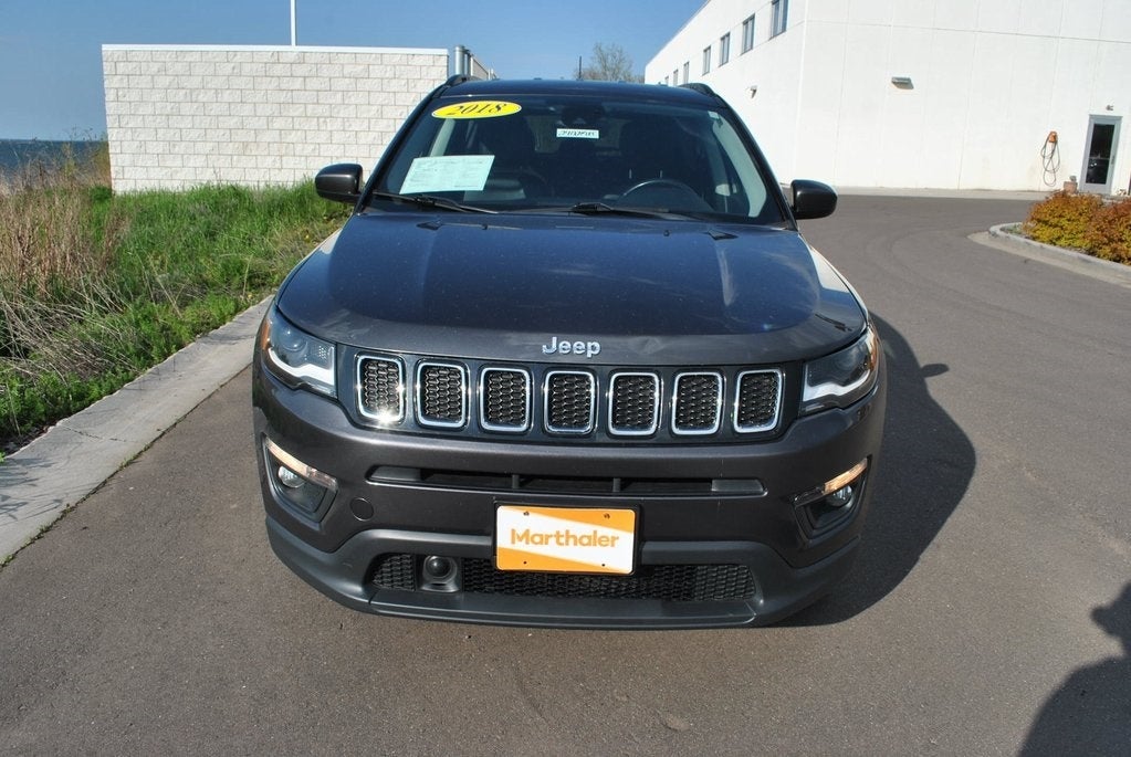 Used 2018 Jeep Compass Latitude with VIN 3C4NJDBB0JT393057 for sale in Glenwood, Minnesota