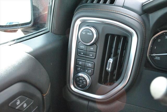 2022 GMC Sierra Limited AT4 Crew Cab 4x4 6.2L V8
