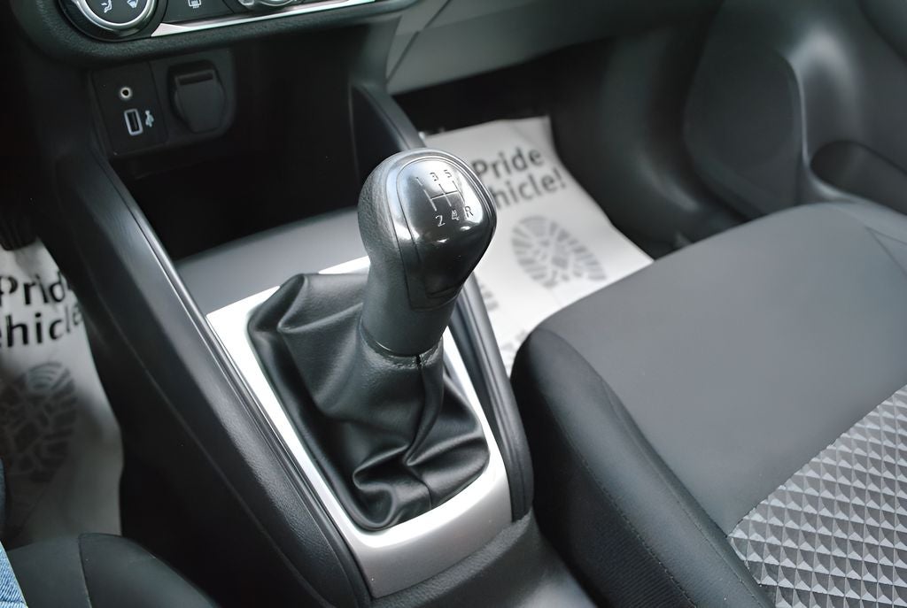 2023 Nissan Versa 1.6 S FWD