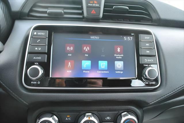 2023 Nissan Versa 1.6 S FWD