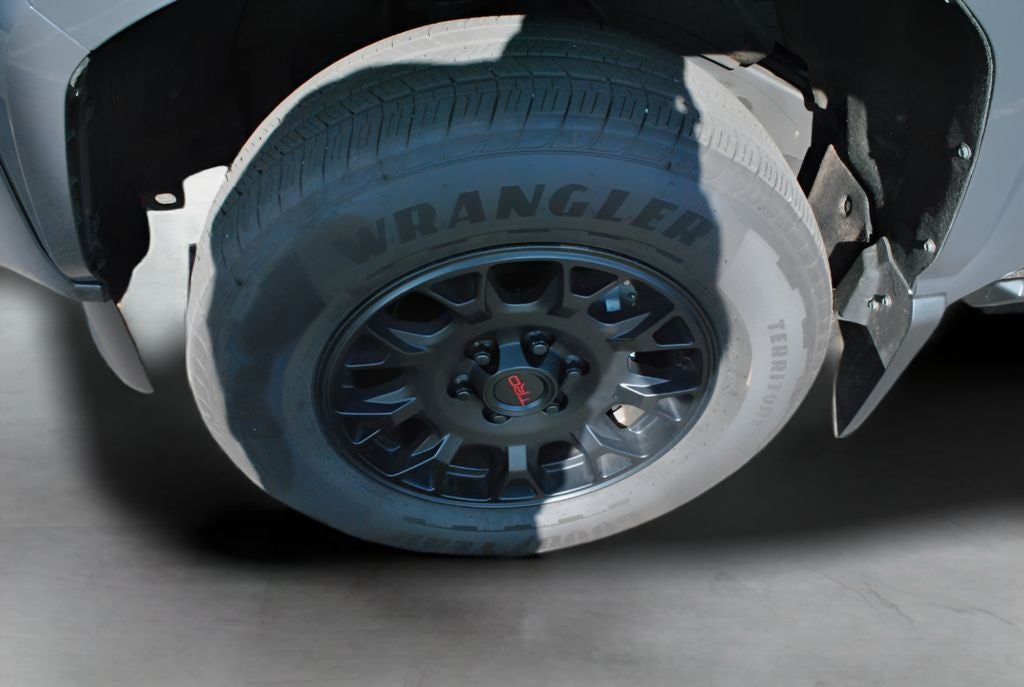 2025 Toyota Tacoma SR5 Upgrade Double Cab 4x4