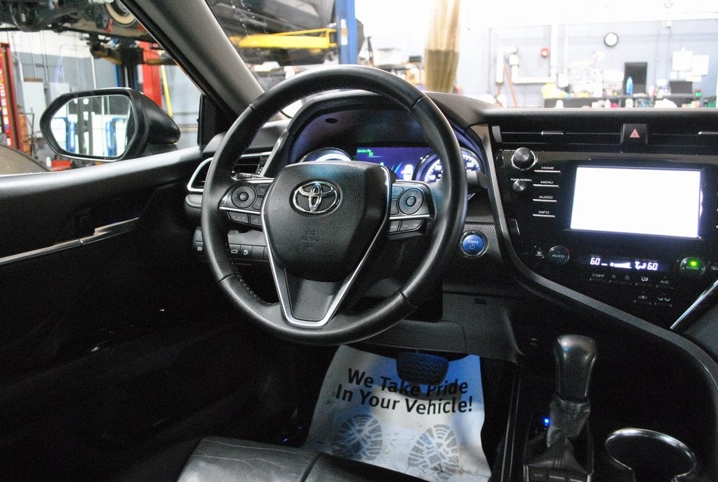 2018 Toyota CAMRY HYBRID XLE FWD