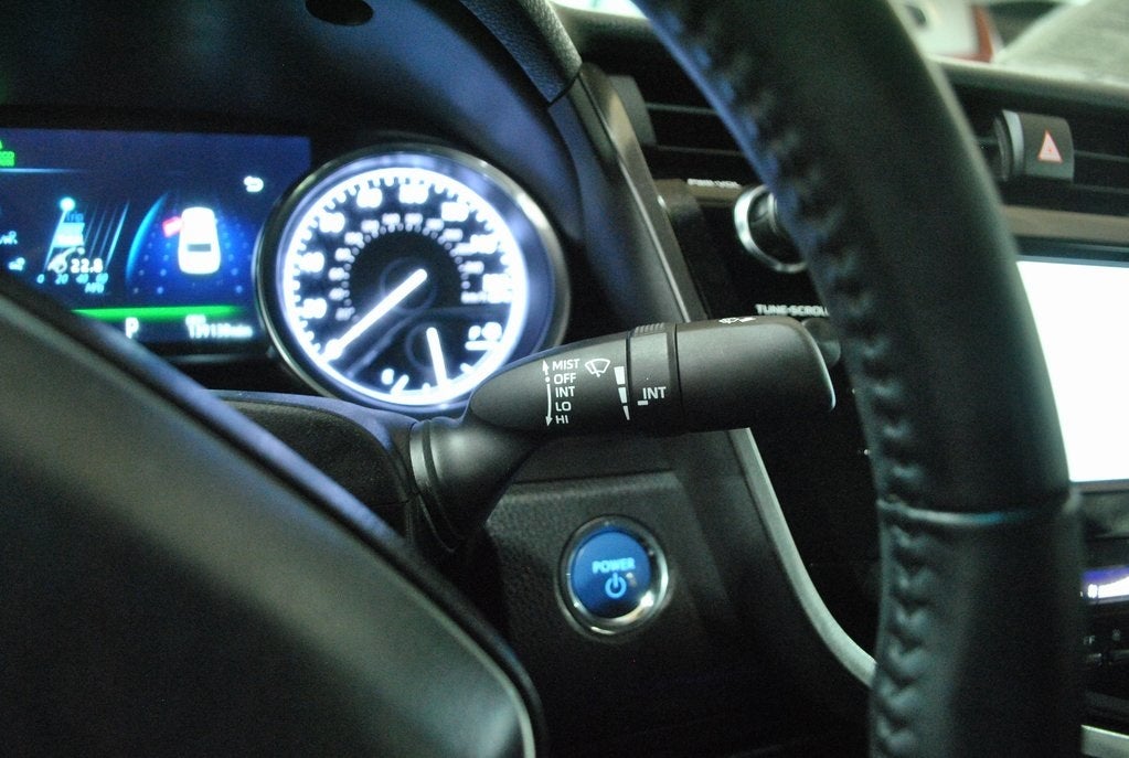 2018 Toyota CAMRY HYBRID XLE FWD