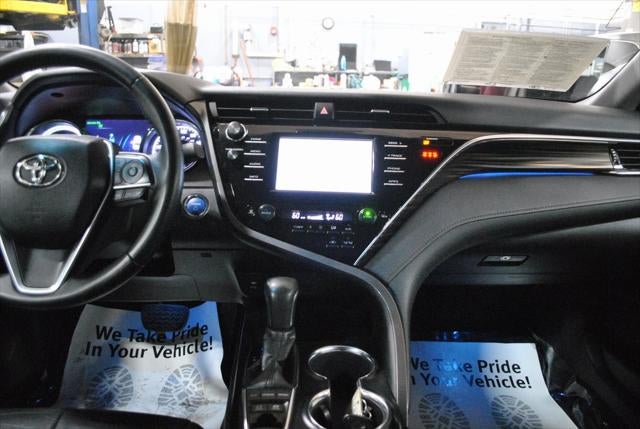 2018 Toyota CAMRY HYBRID XLE FWD