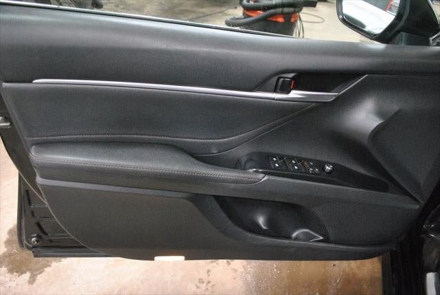 2018 Toyota CAMRY HYBRID XLE FWD