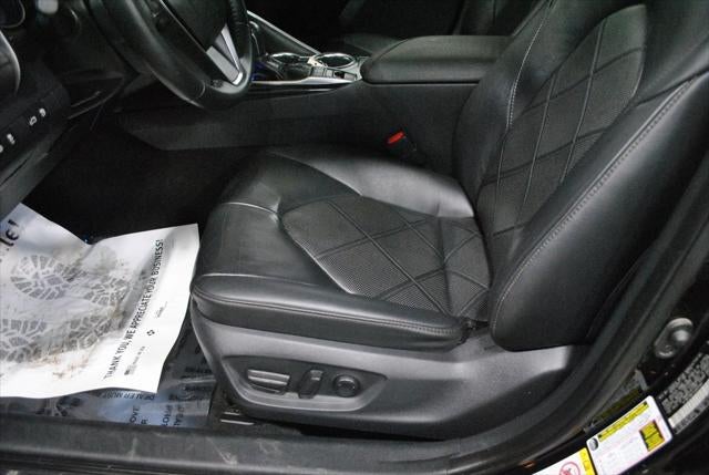 2018 Toyota CAMRY HYBRID XLE FWD