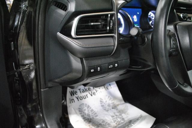 2018 Toyota CAMRY HYBRID XLE FWD