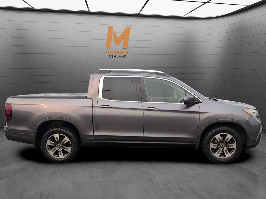 2017 Honda Ridgeline RTL Crew Cab AWD 3.5L V6
