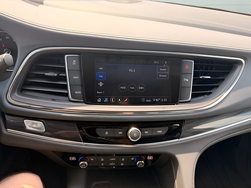 2020 Buick Enclave Essence