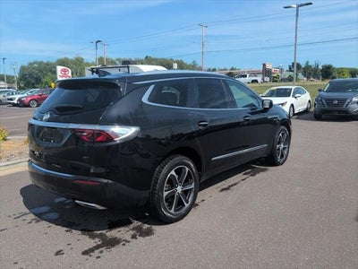 2022 Buick Enclave Essence AWD
