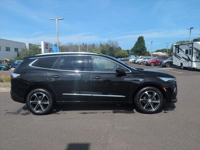 2022 Buick Enclave Essence AWD
