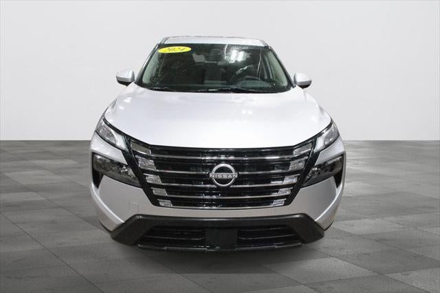 2024 Nissan Rogue SV FWD