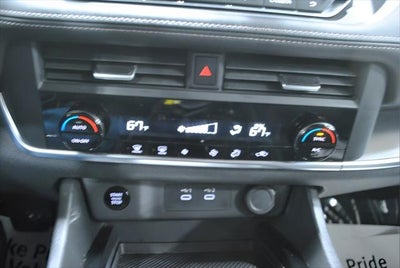 2024 Nissan Rogue SV FWD