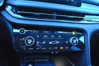 2023 INFINITI QX60 LUXE AWD