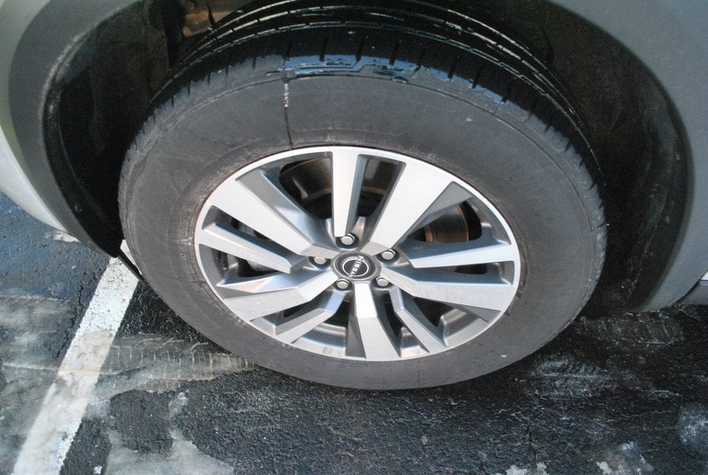 2025 Nissan Pathfinder SL 4WD