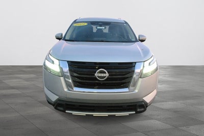 2025 Nissan Pathfinder SL 4WD