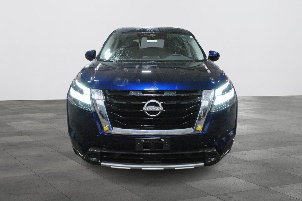 2025 Nissan Pathfinder SL AWD