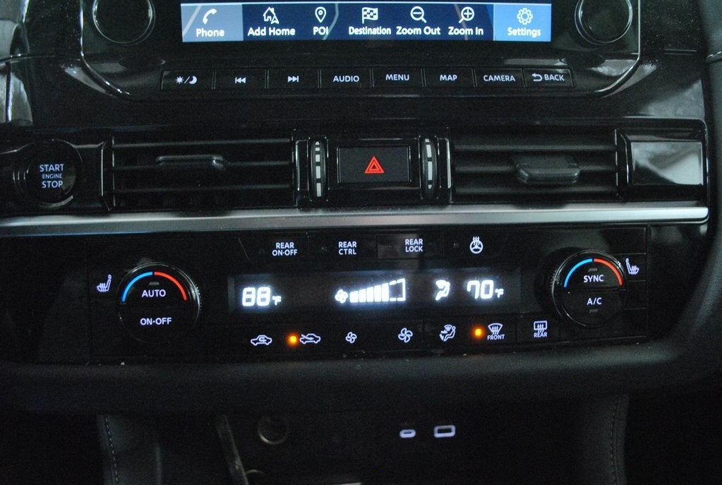 2025 Nissan Pathfinder SL AWD